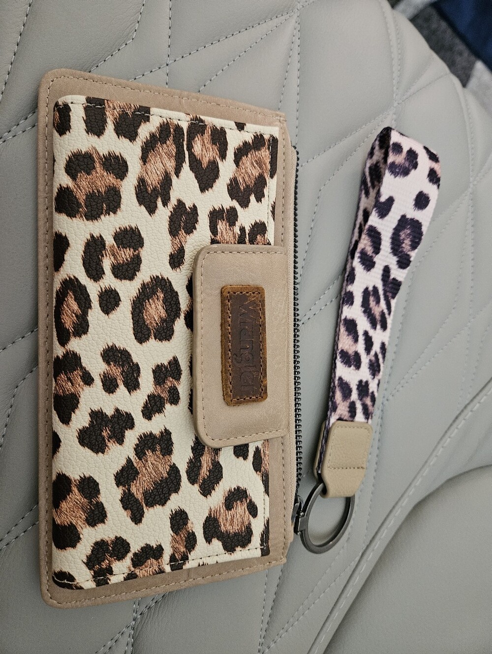Wrangler Leopard Print Wristlet in Cream, Brown, Black